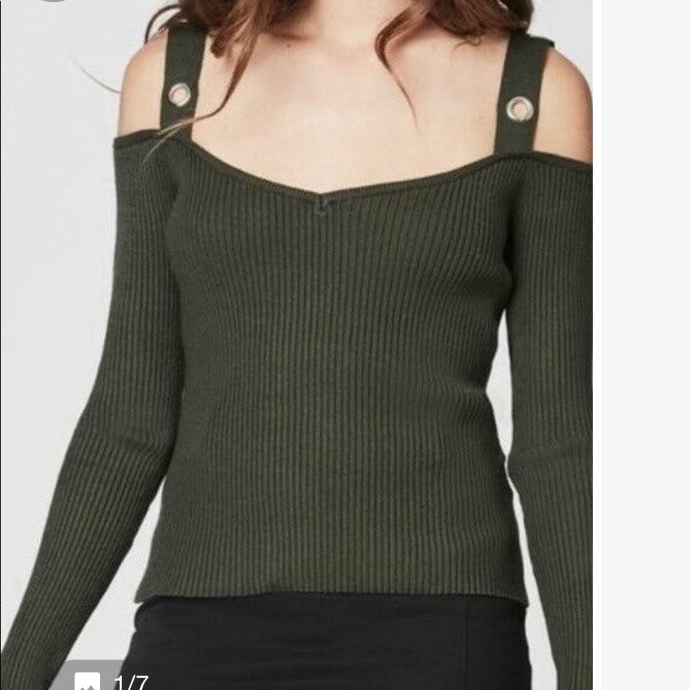 CARMAR Sweater -NWT- size XS